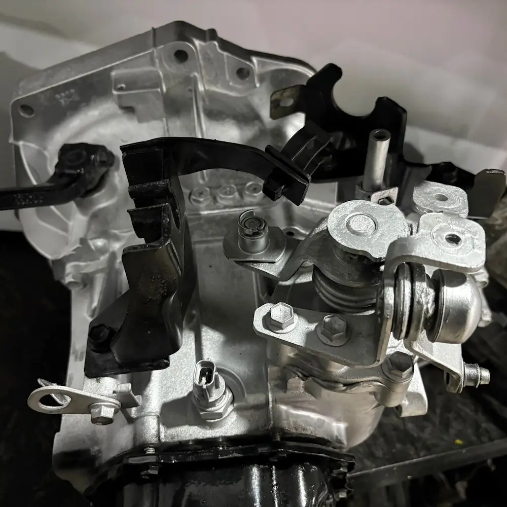 Caja Mecánica de 5 Velocidades para Suzuki Celerio y Alto Motor K10B 1.0L